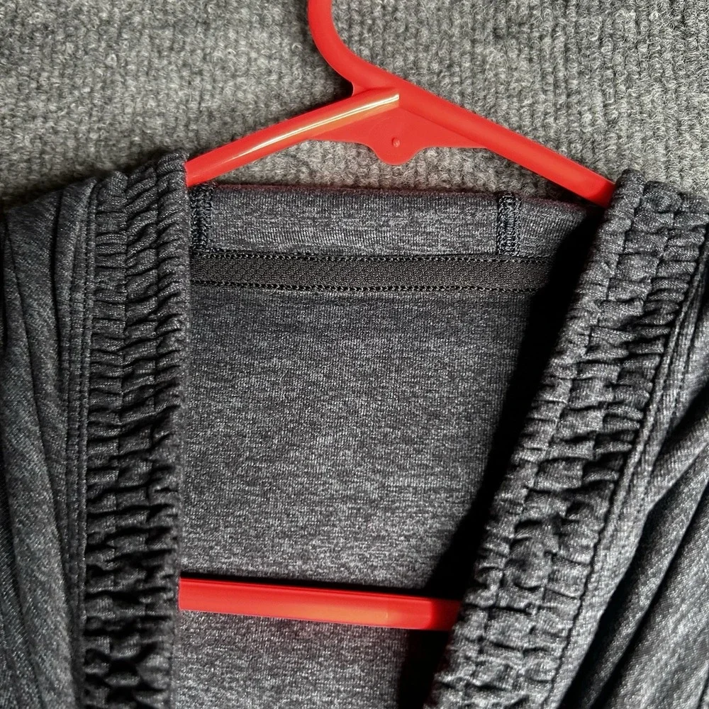Lululemon Lead The‎ Pack Hoodie Womens Size 4 Gray Athletic Outerwear